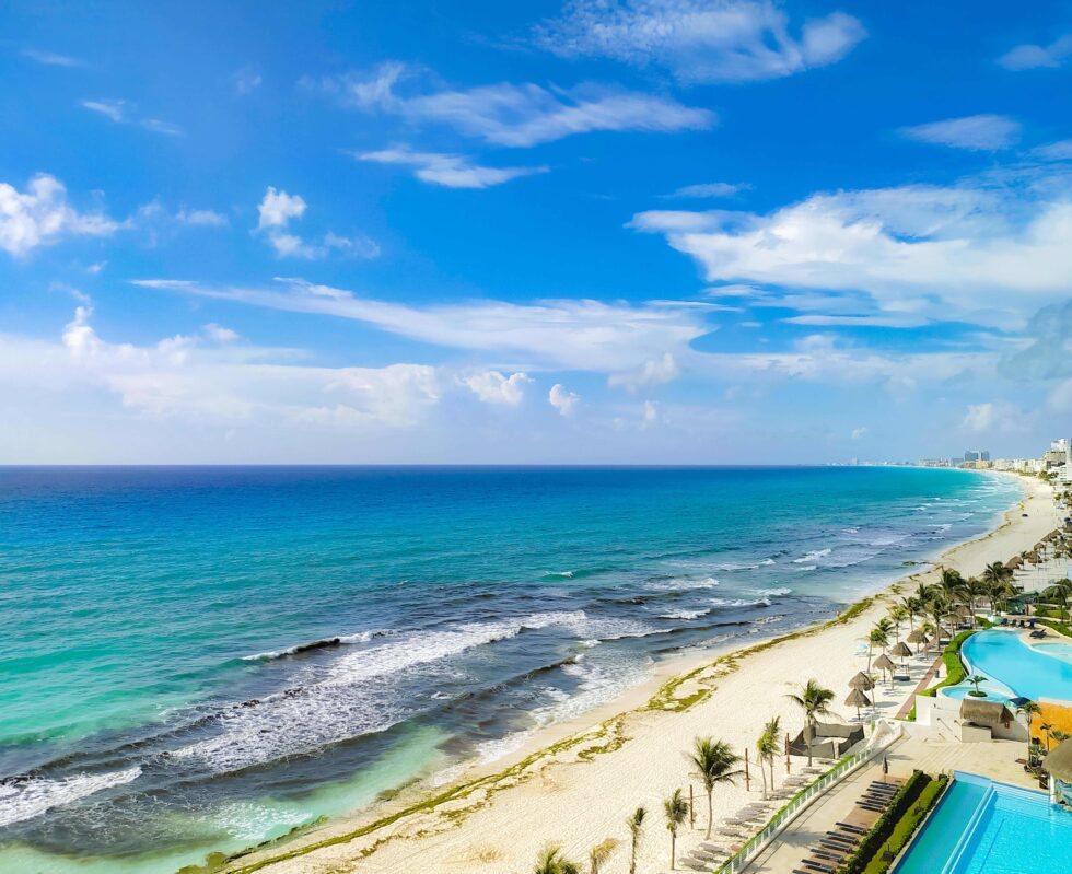 is riviera maya safer than cancun