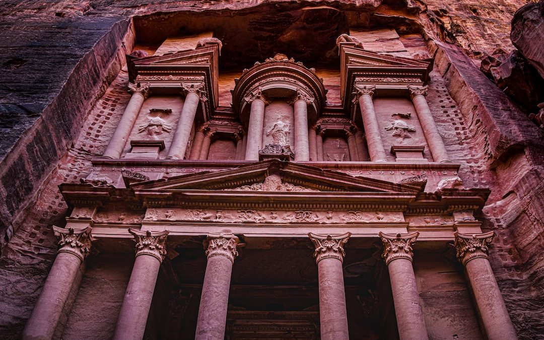 “Exploring the Ancient Ruins of Petra in Jordan”