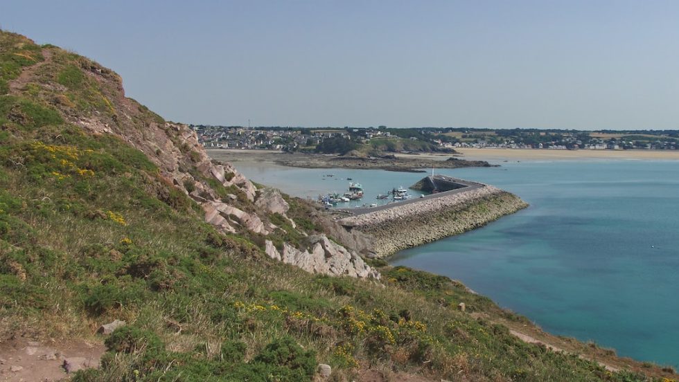 Exploring the Coastal Towns of England Cheapest Vacations Cool Places To Travel