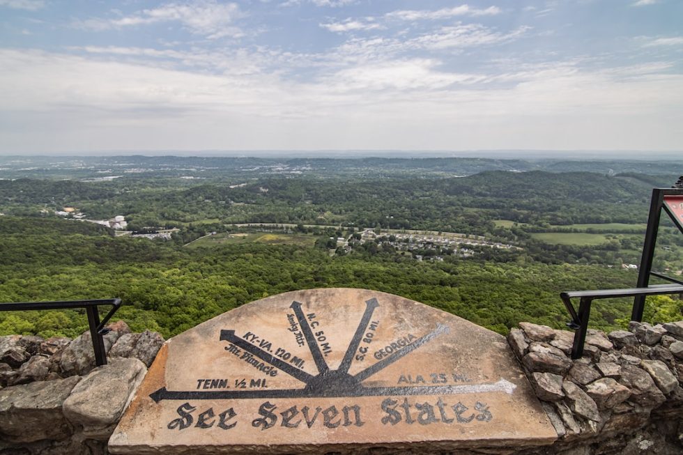 A Guide to Exploring Tennessee's Mountain Towns - Cheapest Vacations 