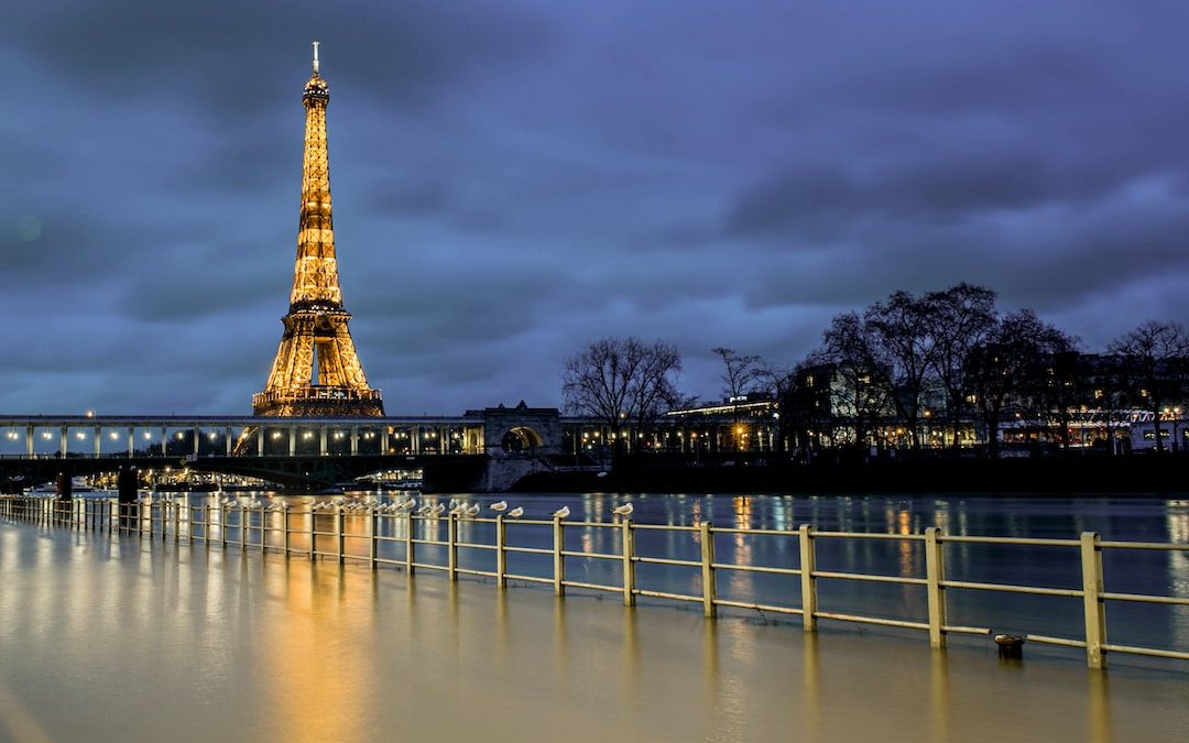 eiffel tower under gray sky