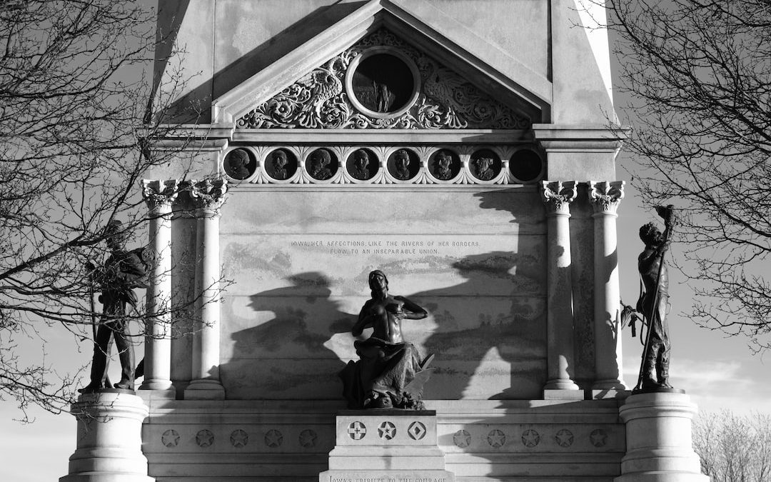 a black and white photo of a monument