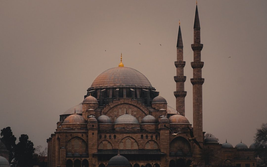 Sultan Ahmed Mosque under gray skies