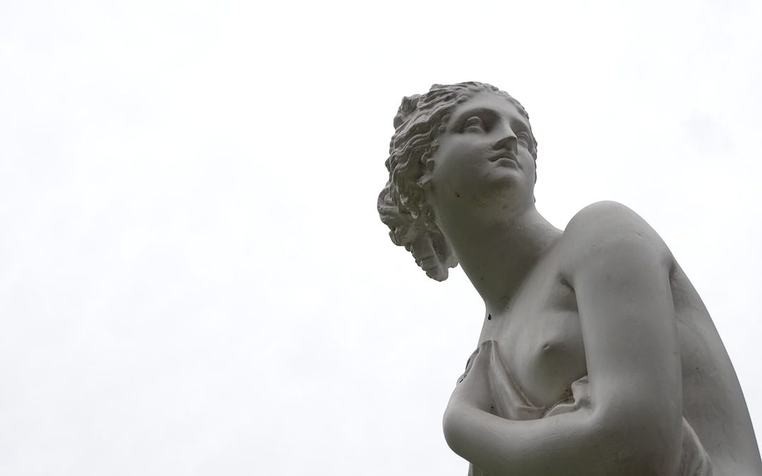 topless woman statue