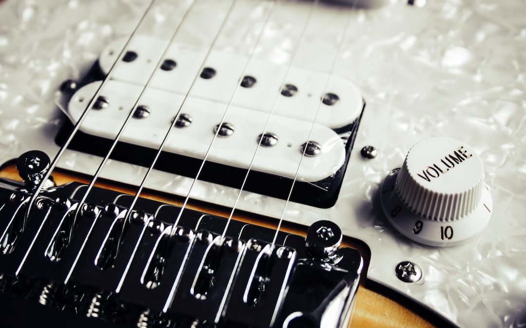 white electric guitar