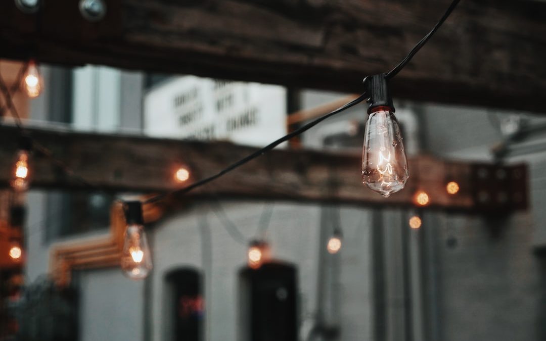 incandescent string light bulbs