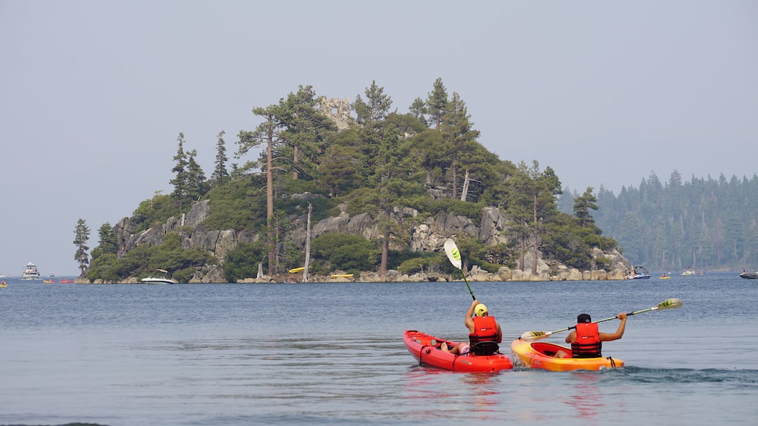 Exploring the Beaches of Lake Tahoe by Kayak