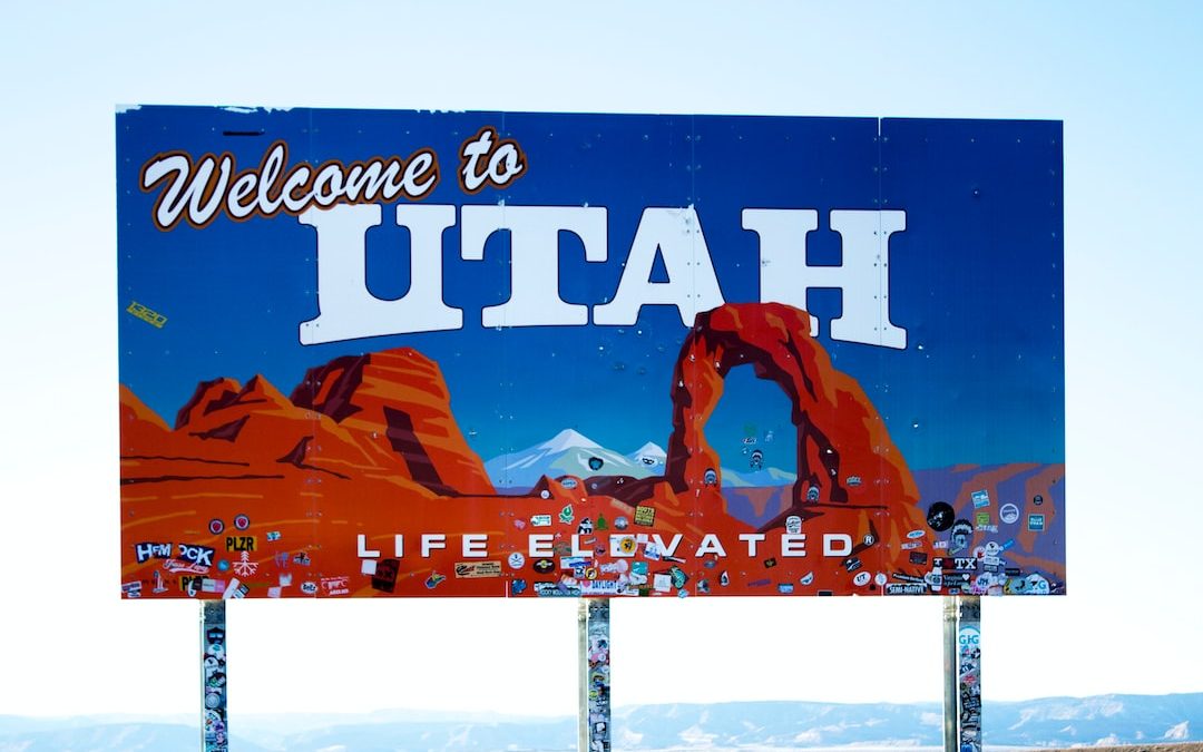 Welcome to Utah signage